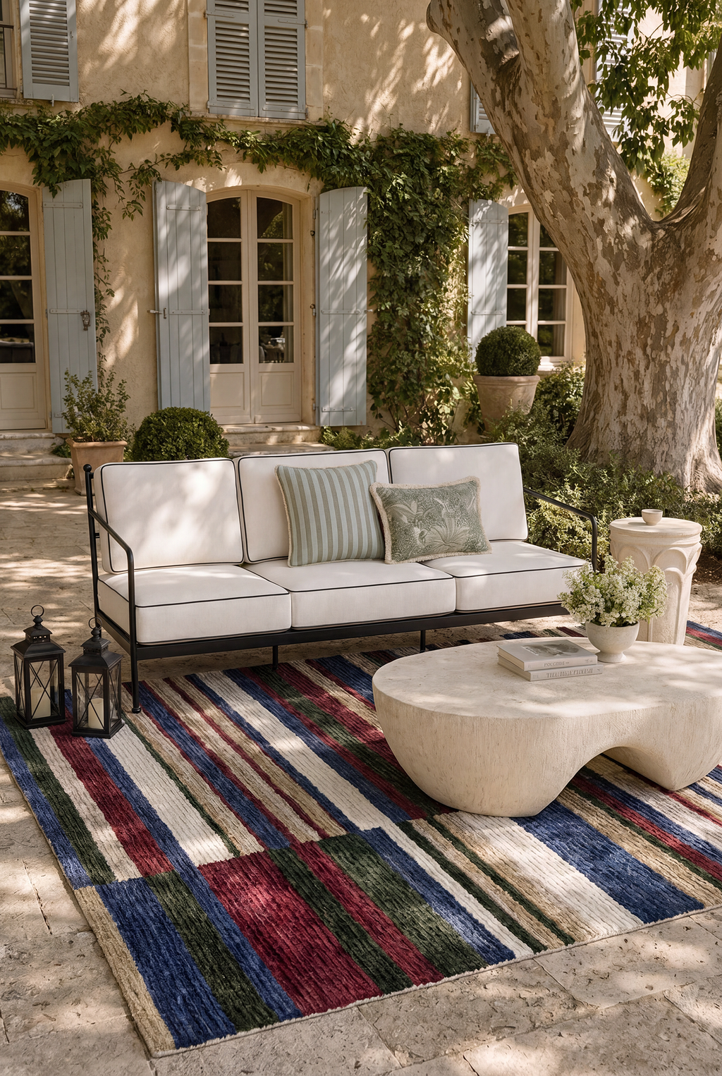 Indoor Outdoor Area Rug, Stain & Fade Resistant Rectangular Patio Floor Mat, Machine Washable Weatherproof Carpet for Deck, Balcony, Living Room & Poolside