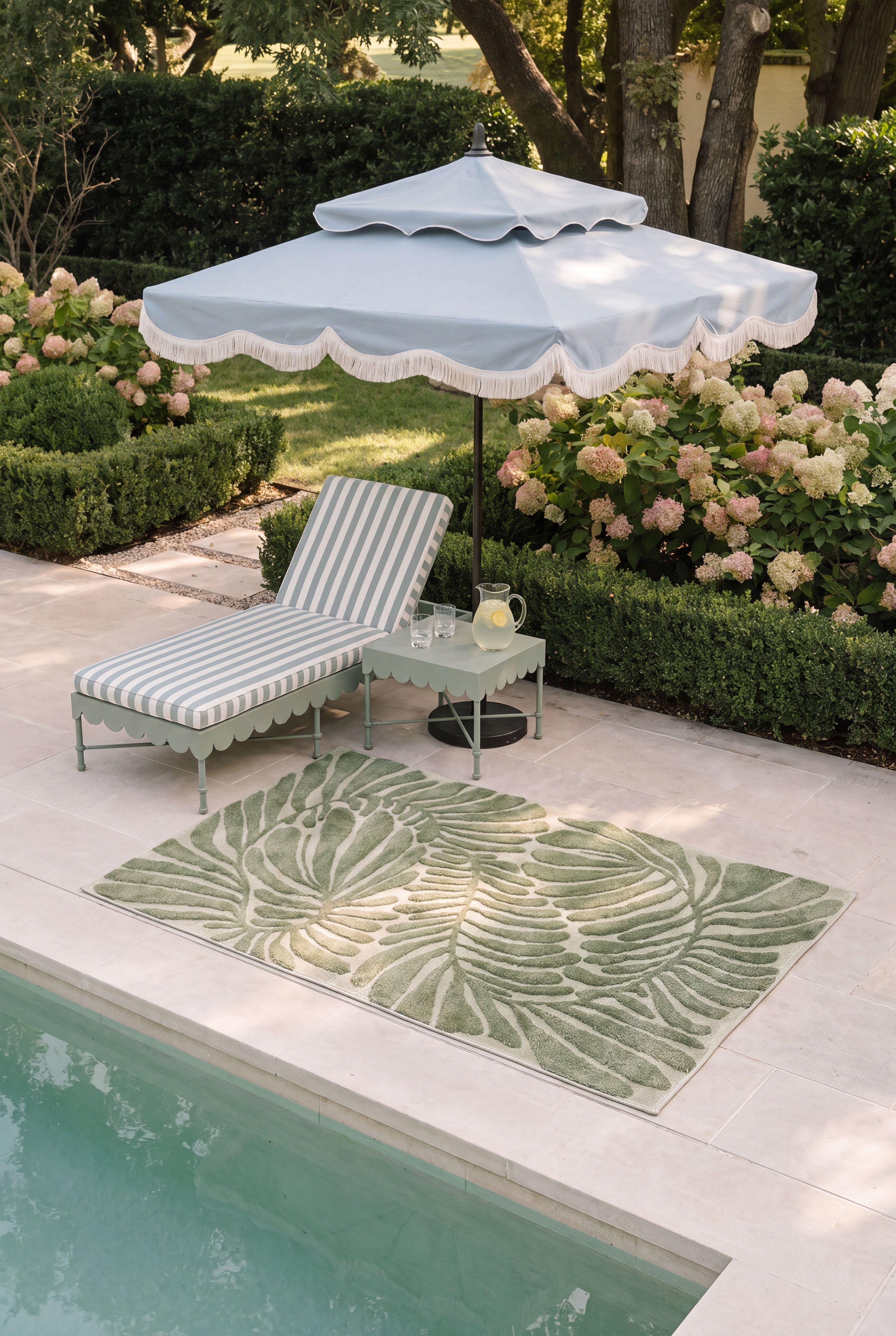 Embossed Tropical Leaf Pattern Indoor Outdoor Area Rug, Textured Raised Botanical Floor Mat, Stain Resistant Washable Rectangular Patio Rug for Poolside, Balcony & Living Room