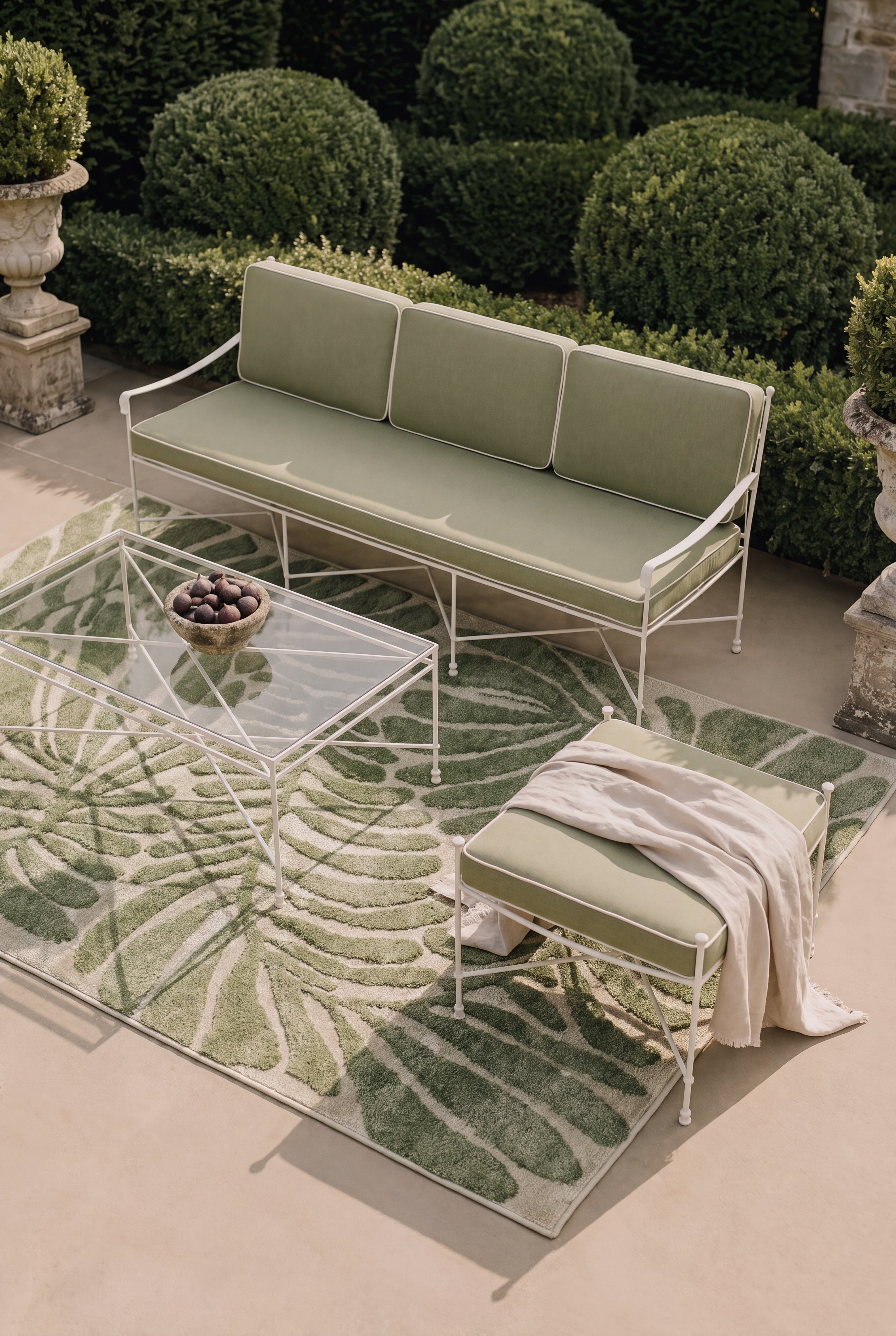 Embossed Tropical Leaf Pattern Indoor Outdoor Area Rug, Textured Raised Botanical Floor Mat, Stain Resistant Washable Rectangular Patio Rug for Poolside, Balcony & Living Room