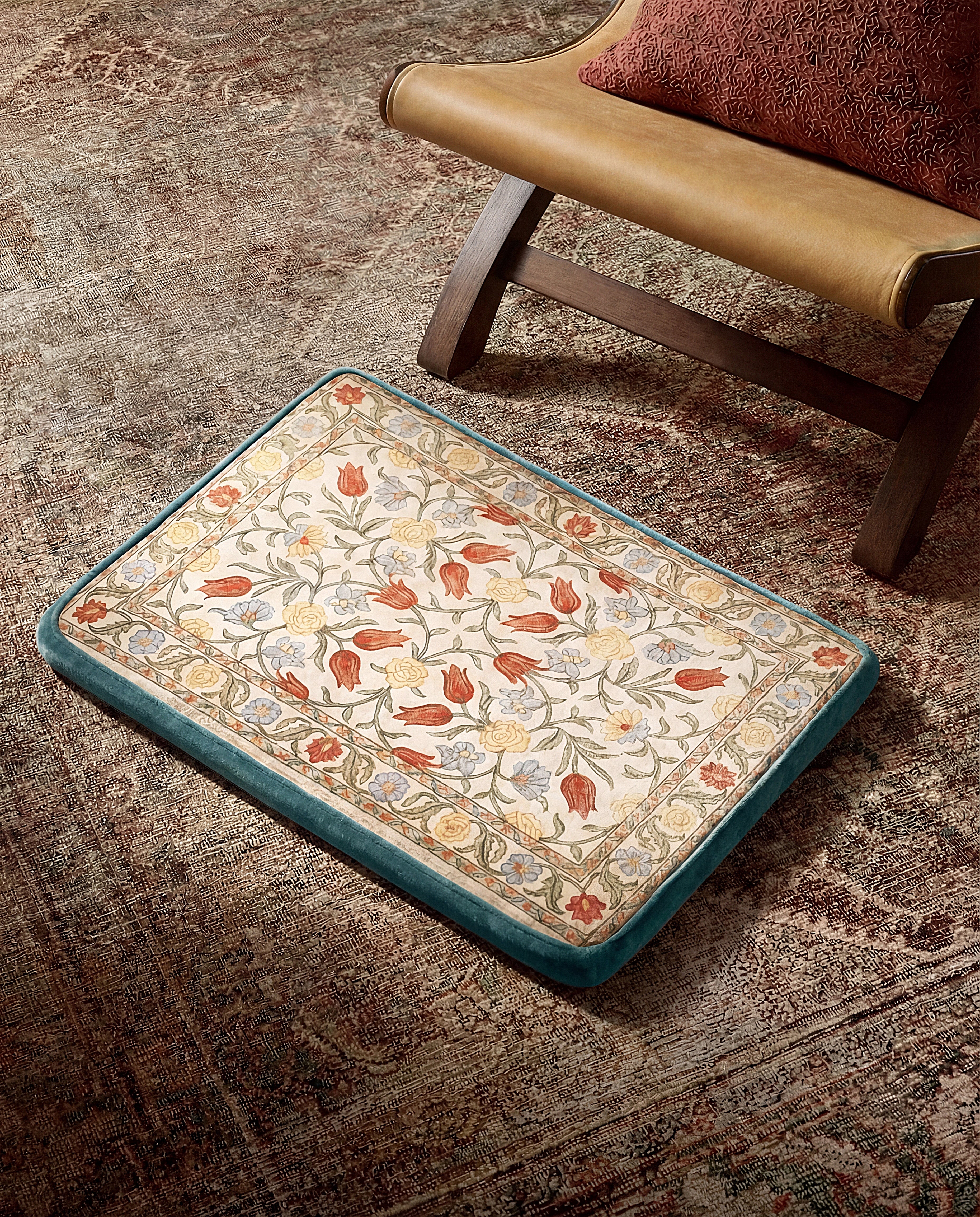 Boho Floral Dog Bed Mat - Light Retro Vintage Tulip Pattern Pet Cushion, Soft &amp; Comfortable Sleeping Pad for Small to Medium Dogs &amp; Cats, Indoor Floor &amp; Crate Mat