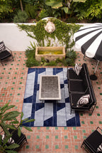 Geometric Pattern Outdoor & Indoor Area Rug, Machine Washable Stain Resistant Rectangular Floor Mat, Modern Abstract Striped Rug for Patio, Living Room & Balcony